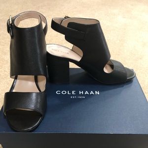 Cole Hazan Blk Leather Shoe with chunky heel